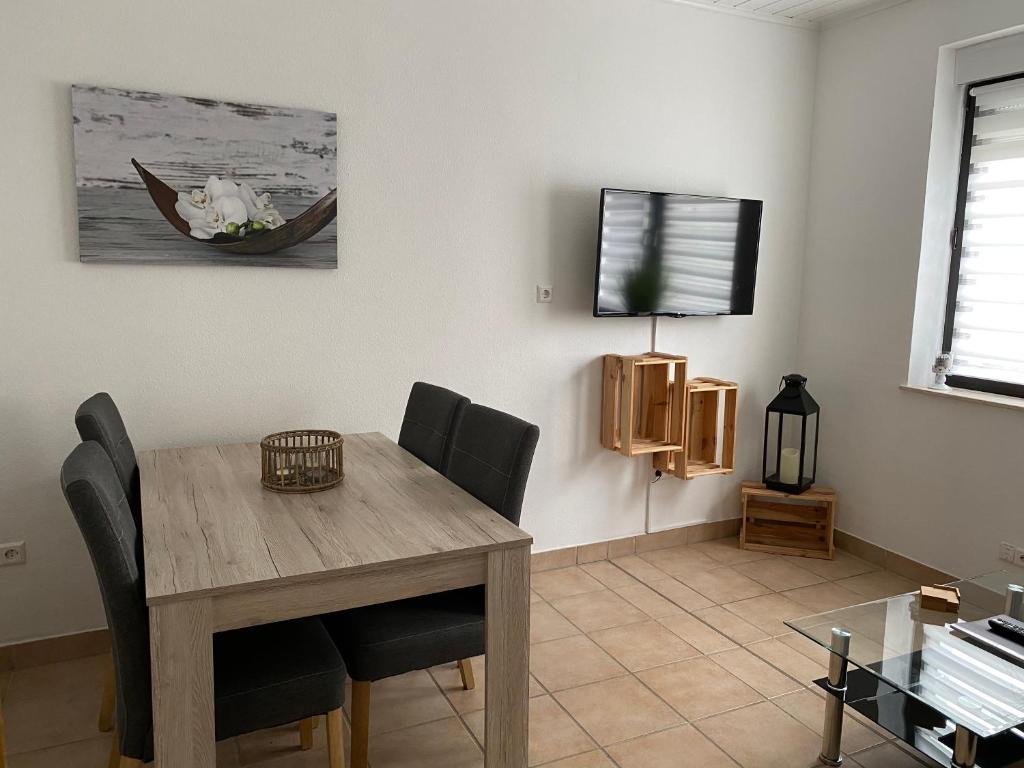 Appartements Ferienwohnungen Fuhrmann-Burg Hauptstrasse 20 56821 Ellenz-Poltersdorf