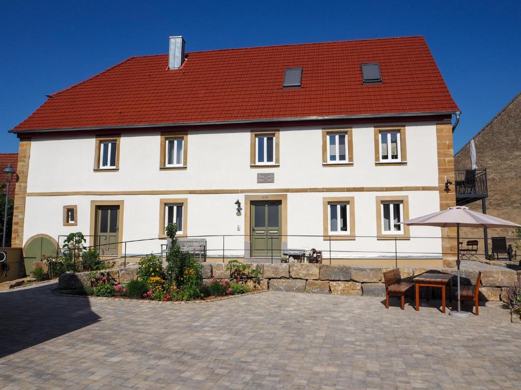 Appartements Ferienwohnungen Grüner Baum 21 Iffigheim 97342 Seinsheim