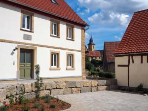 Appartements Ferienwohnungen Grüner Baum 21 Iffigheim 97342 Seinsheim Bavière