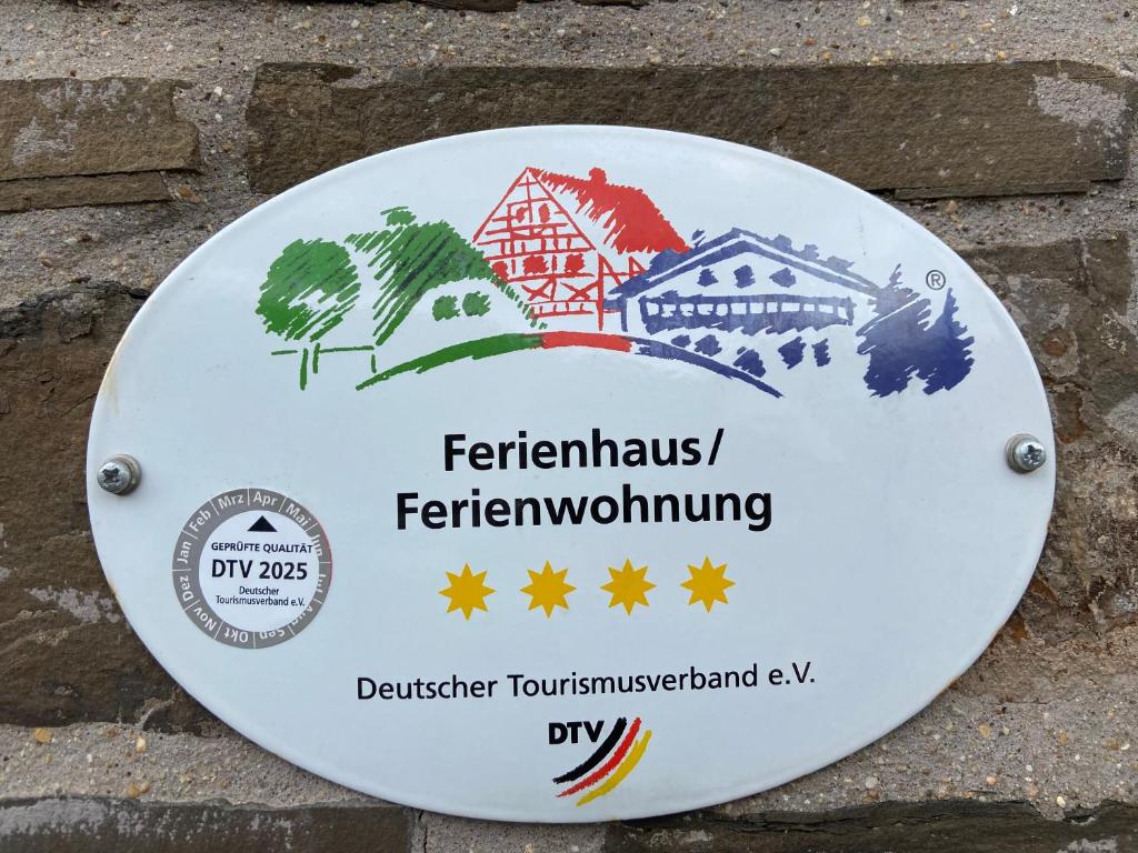 Ferienwohnungen Haus am Würzlaysteig Auf der Pat 8, 56332 Lehmen