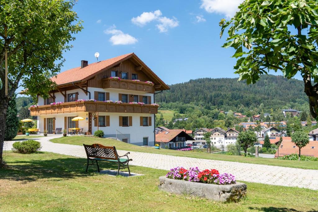 Ferienwohnungen Haus Elisabeth Hadergasse 15, 94249 Bodenmais