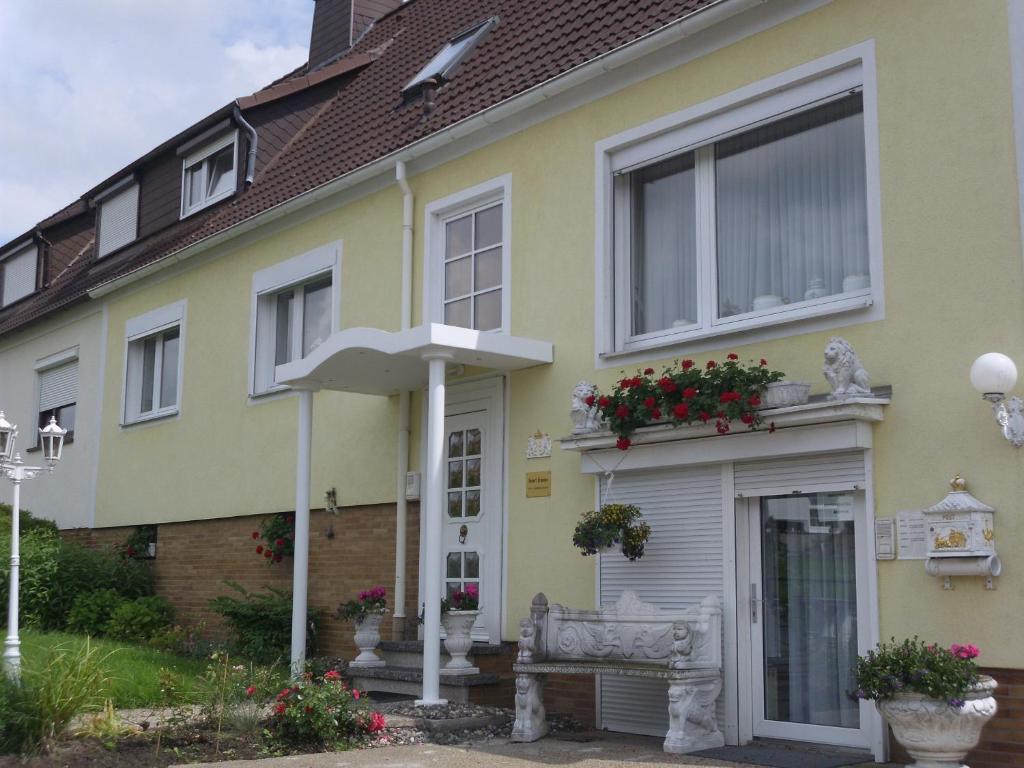 Appartements Ferienwohnungen Hildegund Mündener Str. 28 34355 Uschlag