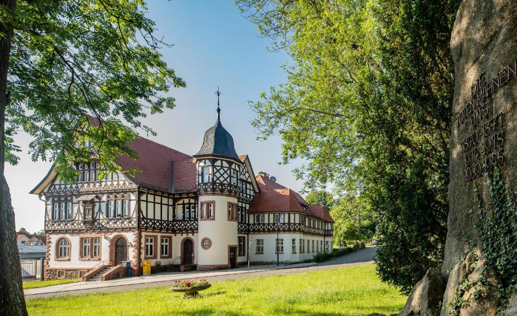 Appartements Ferienwohnungen Historische Post Herzog-Georg-Straße 29 36448 Bad Liebenstein