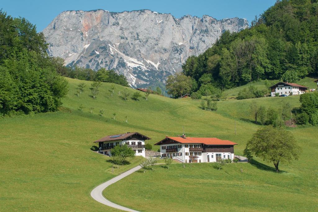 Appartements Ferienwohnungen Ilsanker - Doffenlehen Doffenleitenweg 8 83487 Marktschellenberg