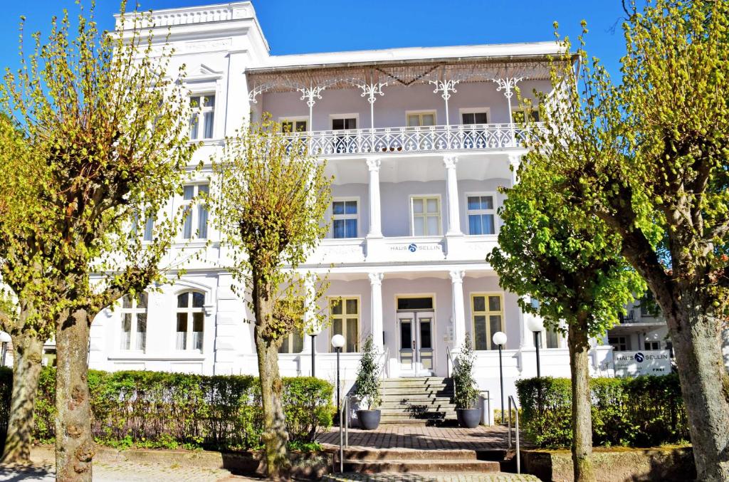 Appartements Ferienwohnungen im Appartementhaus Wilhelmstraße 9 18586 Sellin