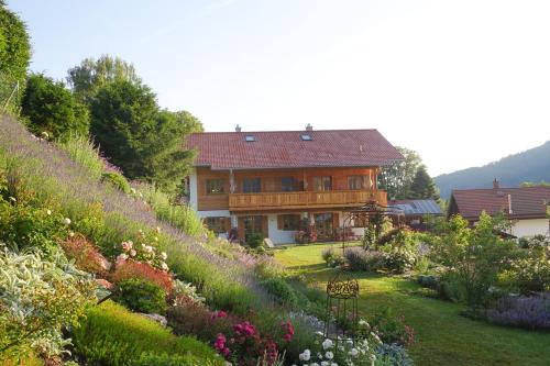 Ferienwohnungen im Rosengarten