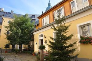 Appartements Ferienwohnungen im Vierseitenhof Linke 12 Kupferstraße 09456 Annaberg-Buchholz Saxe