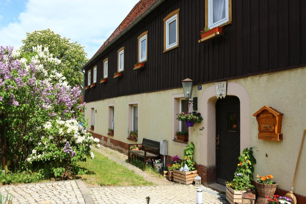 Ferienwohnungen Kleiner Kuhstall Neue Hauptstraße 111, 01824 Gohrisch