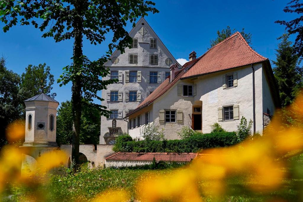 Ferienwohnungen Kommende und Ballei Achberg 2 Duznau, 88147 Achberg