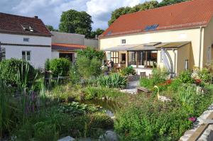 Appartements Ferienwohnungen Linow SEE 8830 Dorfstr. 9 16831 Linow Brandebourg