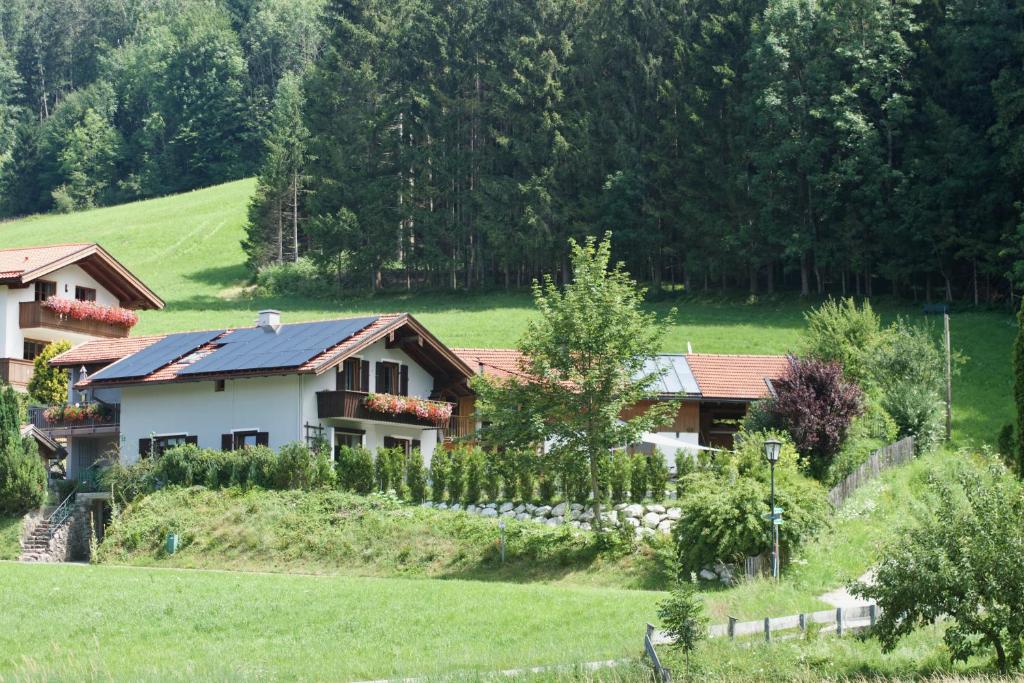 Ferienwohnungen Mittermayer Bucha 2, 83229 Aschau im Chiemgau