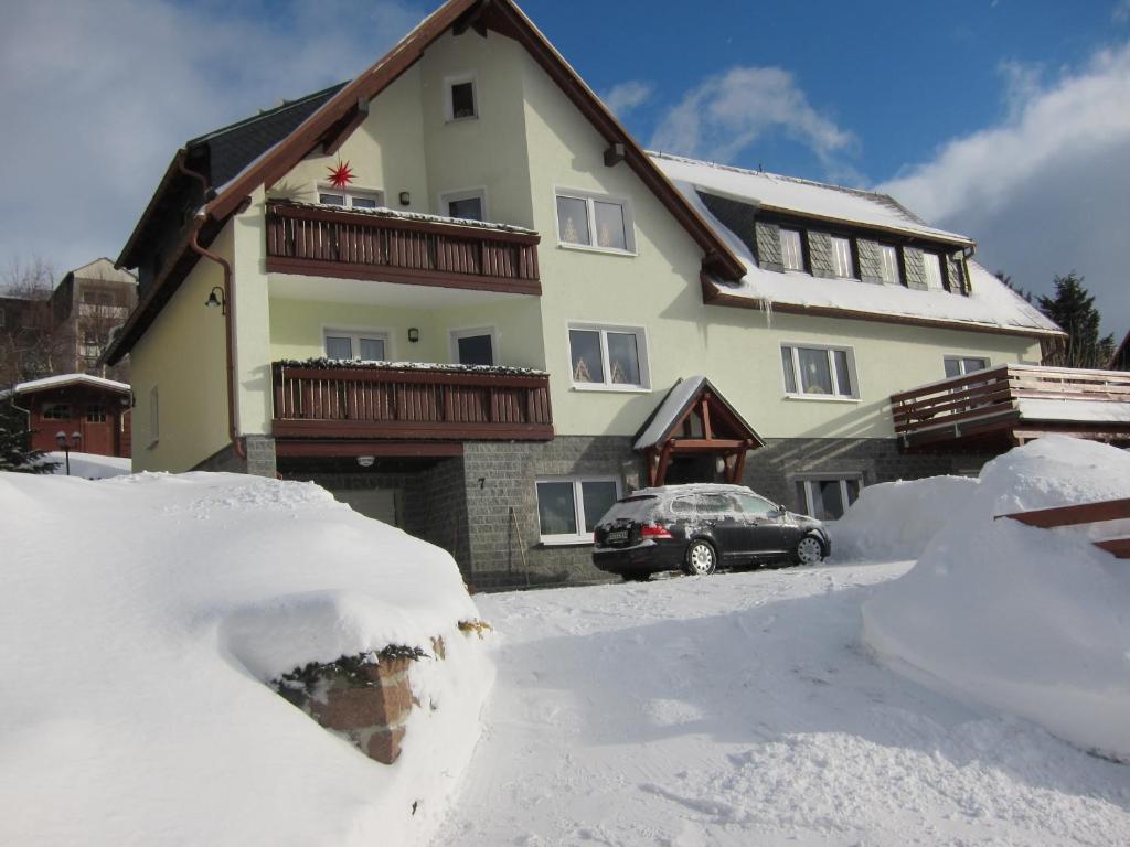 Appartements Ferienwohnungen Oberwiesenthal Weststrasse 7 09484 Kurort Oberwiesenthal