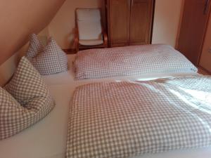 Appartements Ferienwohnungen Porisch Rabensteinstr. 88 91349 Egloffstein Bavière