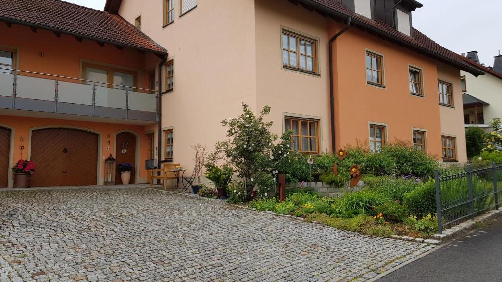 Appartements Ferienwohnungen Renner Allee 3 96191 Viereth-Trunstadt