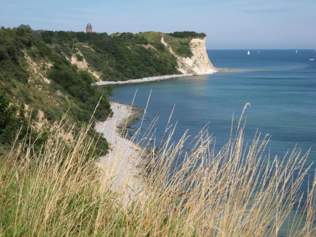 Ferienwohnungen Rügen Findling Breege Parkweg 6, 18556 Breege