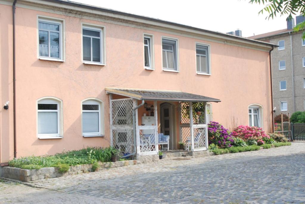 Ferienwohnungen Stricker 22 Köbelner Straße, 02953 Bad Muskau