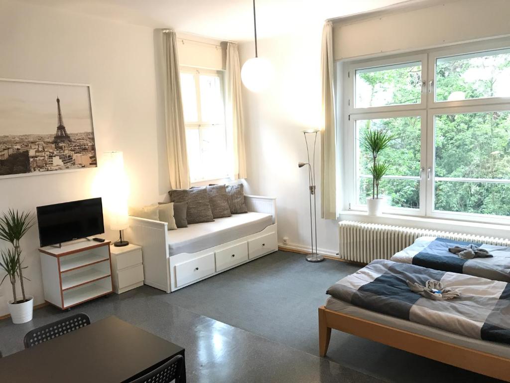 Appartements Ferienwohnungen und Apartmenthaus Halle Saale - Villa Mathilda Ernst-Grube-Straße 32 06120 Halle-sur-Saale