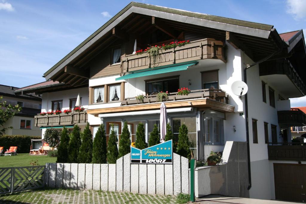 Appartements Ferienwohnungen Worz Sigismundstrasse 6 87561 Oberstdorf