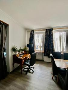 Ferienwohnungen & Zimmer Heintz Bad Königshofen - beste zentrale Lage am Marktplatz