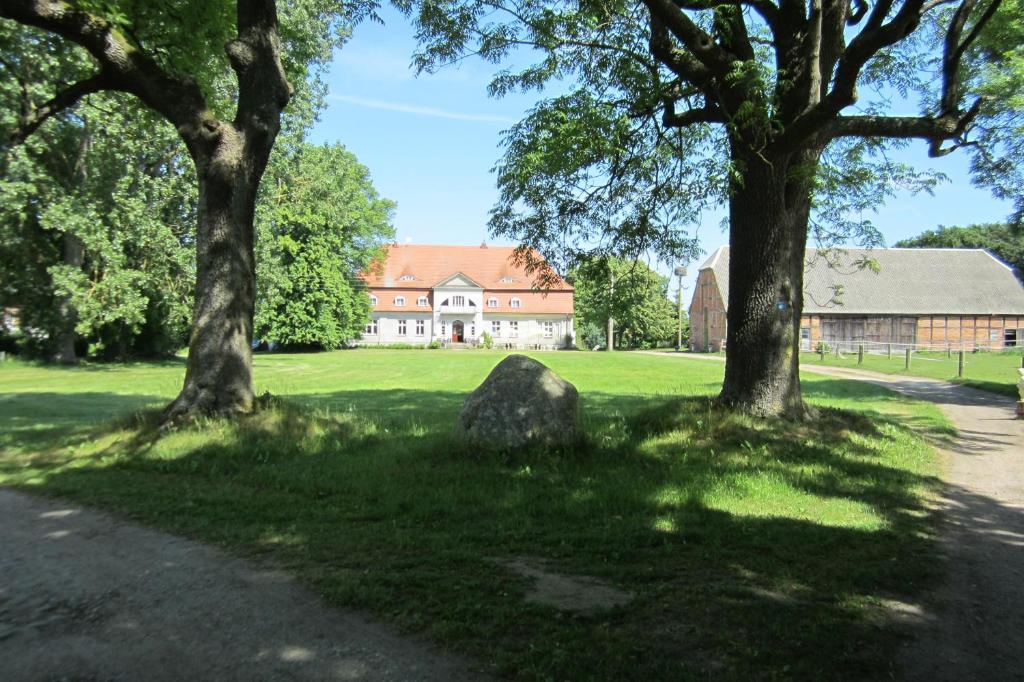 Fewo Gut Zarrentin Zarrentin 29, 18513 Zarrentin