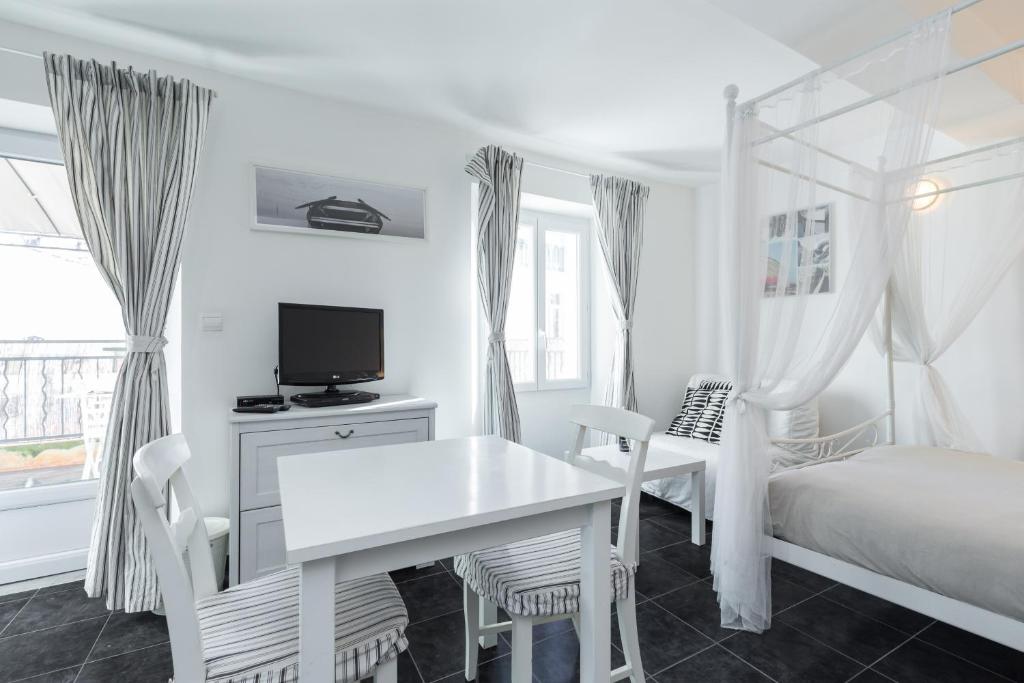 Appartements Florella Maréchal Joffre 12 Rue du Maréchal Joffre 06400 Cannes