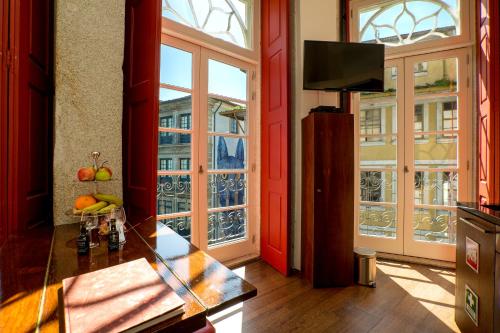 Flores Lofts