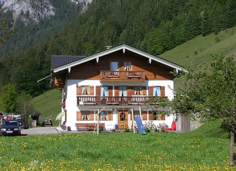 Appartements Fluchthäusl Ferienwohnung Hirschbichlstraße 4 83486 Ramsau bei Berchtesgaden