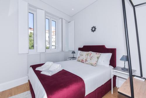 Fontinha Square Apartments by Porto City Hosts
