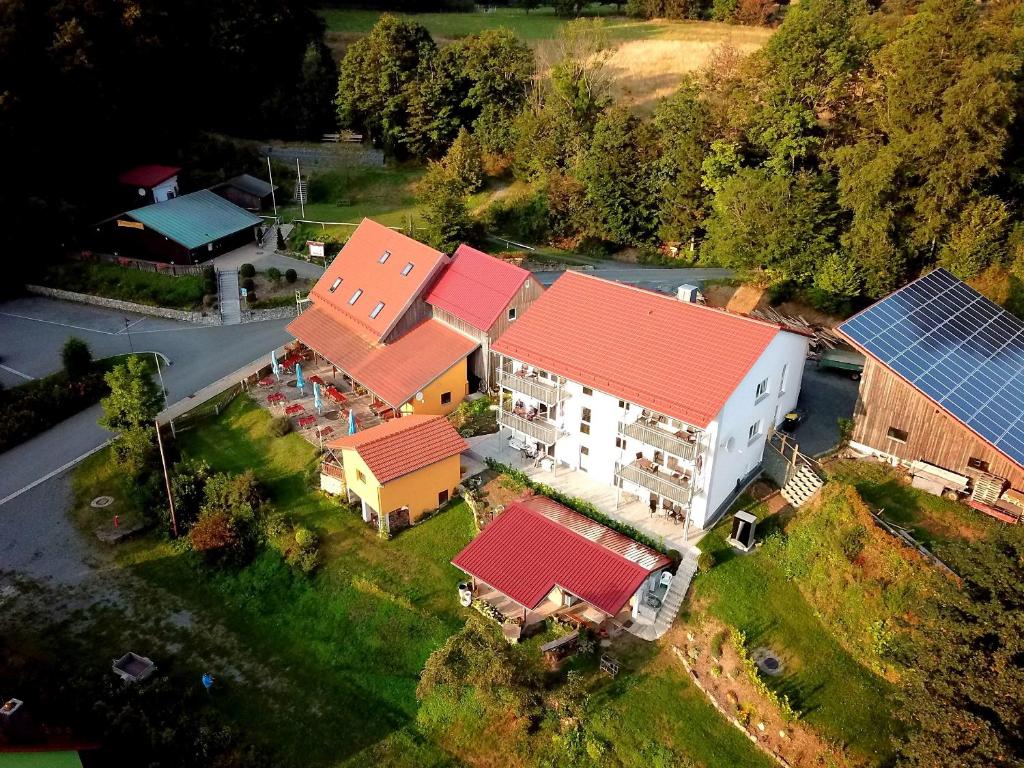 Fränkische Linie - Radspitz-Ferienwohnungen Mittelberg 10, 96364 Marktrodach