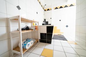 FULL HOUSE Studios - R85 Apartments