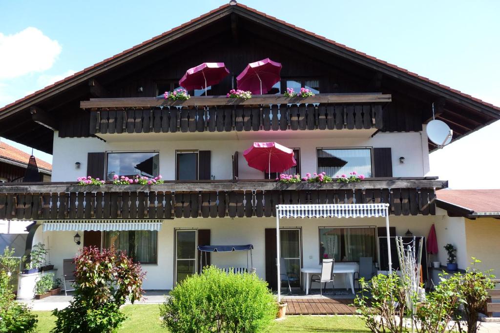 Appartements Gästehaus Aurikel 10 Aurikelweg 10 87538 Fischen im Allgäu