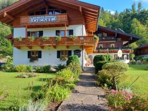 Appartements Gästehaus Deml Bergwerkstrasse 68 83471 Berchtesgaden Bavière