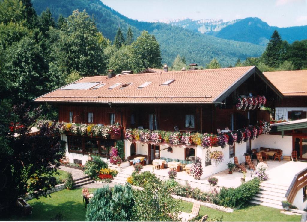 Gästehaus Hächer Alpbachstr. 8, 83259 Schleching