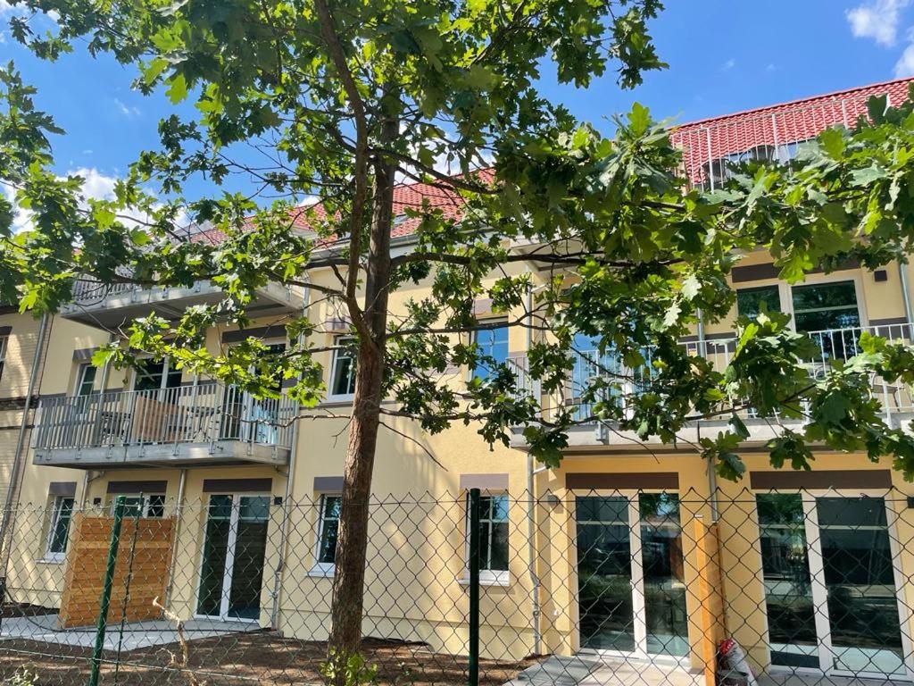 Appartements Gästehaus Hoppegarten 1 Am Güterbahnhof 15366 Hoppegarten