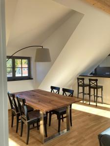 Appartements Gästehaus Lausnitz Ferienwohnung, Reda 3 Ortsstraße Wohnung, Dachgeschoß 07806 Lausnitz Thuringe
