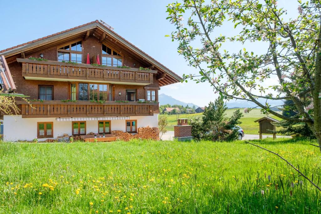 Appartements Gästehaus Mooswiese Dorfstr. 24 A 87527 Ofterschwang