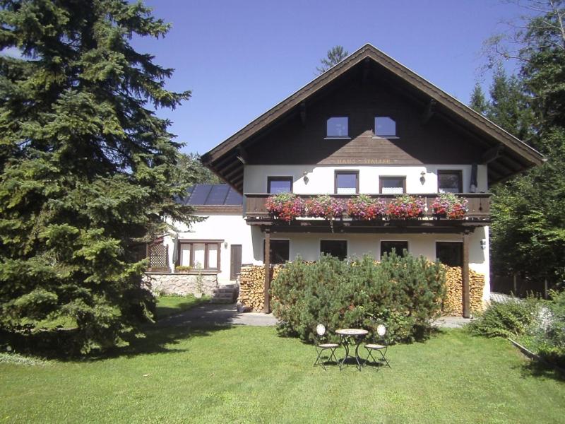 Gästehaus Staller Zellerstraße 27, 83324 Ruhpolding