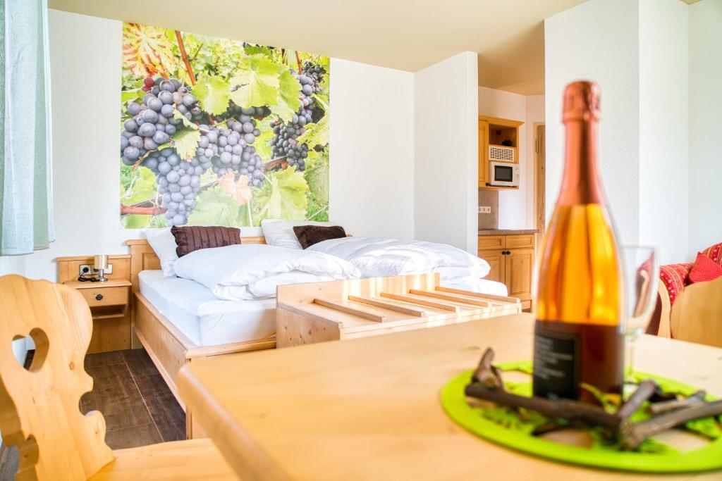 Appartements Gästehaus Weingut Politschek Blumenstraße 8 74177 Bad Friedrichshall