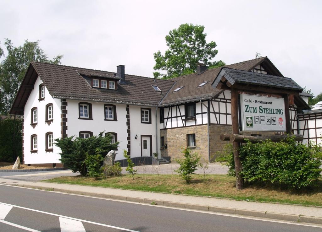 Appartements Gästehaus Zum Stehling Eupener Str. 64/66 52156 Montjoie