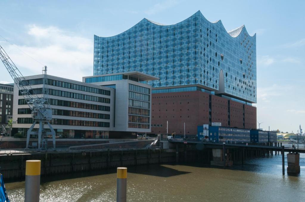 Appartements Gästezimmer an der Elbphilharmonie contactless Check in Deichstraße 21 20495 Hambourg