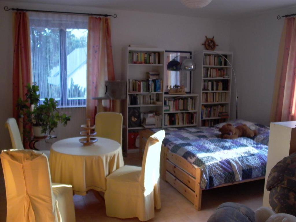 Gästezimmer Ferienwohnung VILLA ALEXA, mit Wallbox Lessingstraße 18 A, 15569 Woltersdorf
