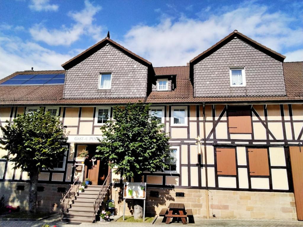 Appartements Gasthaus und Pension Zur Linde 4 Untere Bachstraße 37216 Witzenhausen