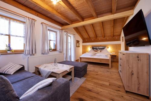 B&B / Chambre d'hôtes Appartements Gasthof Schleifmühle Unterammergau Liftweg 2 Unterammergau