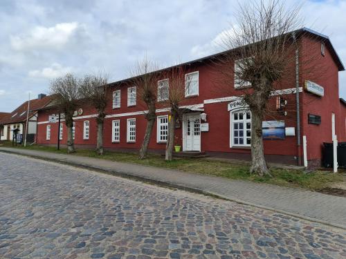 Gaststätte und Ferienhof Zu den Linden