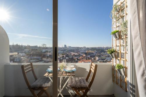 Gaya Avenue Flats - Elegant Contemporary Flats with Balcony
