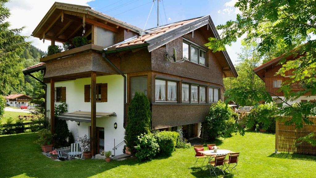 Appartements Geigers Ferienhaus Klammstraße 14 87561 Tiefenbach bei Oberstdorf