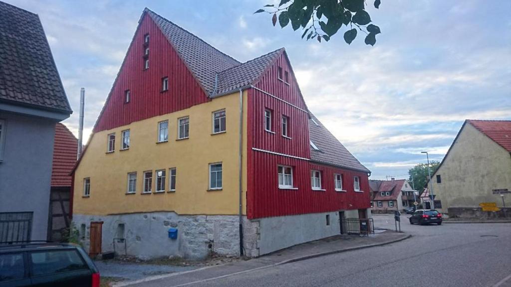 Appartements Gemütliche Gästezimmer in einem neu sanierten Fachwerkhaus Häfnerstr. 12 74343 Sachsenheim