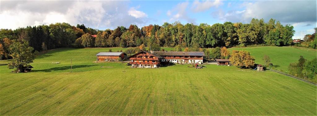 Appartements Georgihof Ferienwohnungen 20 Ramsachstraße 82418 Murnau am Staffelsee