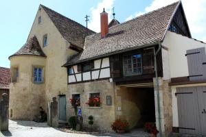 Appartements Geyer-Schloss Reinsbronn Reinsbronn 1 97993 Creglingen Bade-Wurtemberg