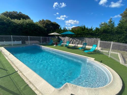 GITE LAVANDE avec piscine privée CLASSÉ 4 Étoiles